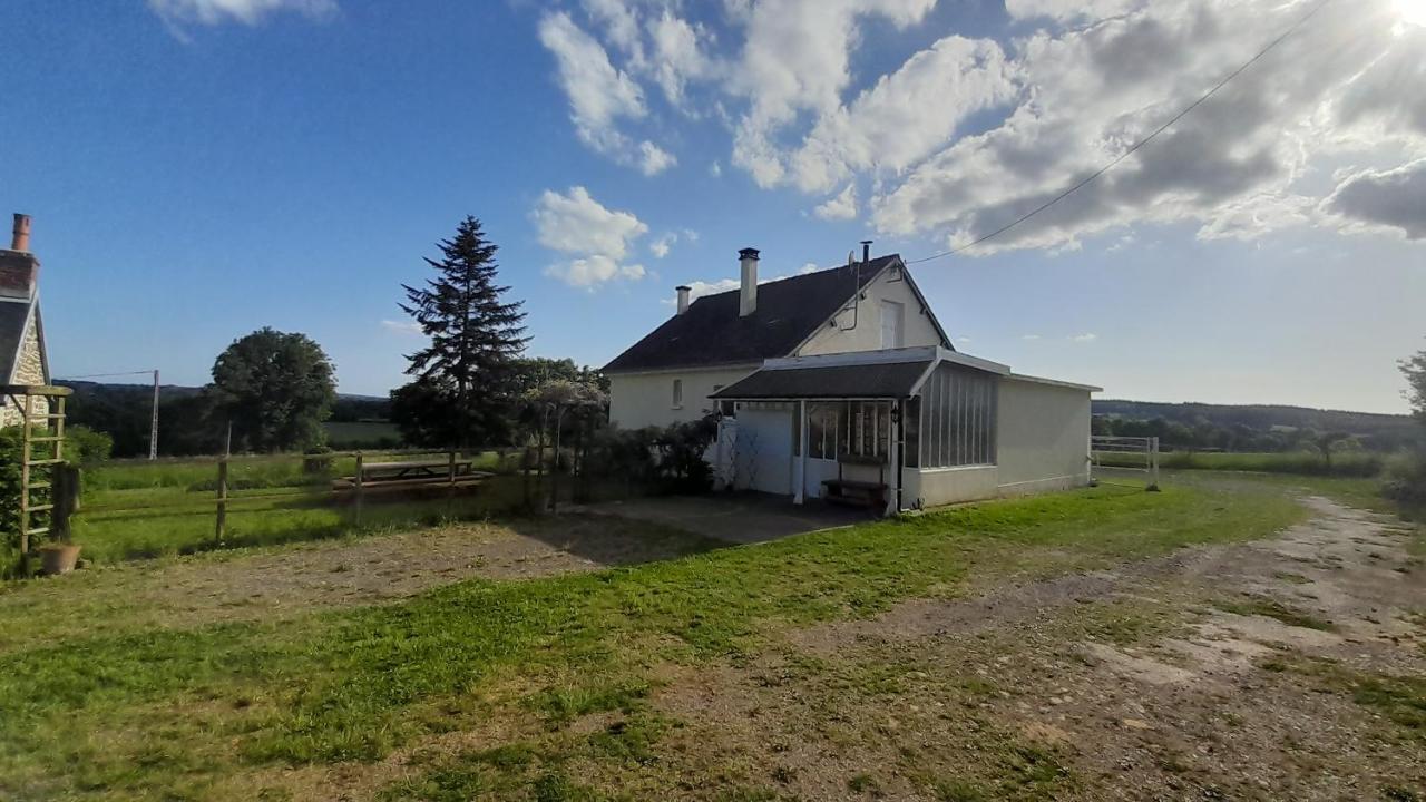 Gite Cottage Chaleureux En Pleine Campagne Vue Sur Les Monts Et Forets Et Le Chateau De Carrouges Esterno foto